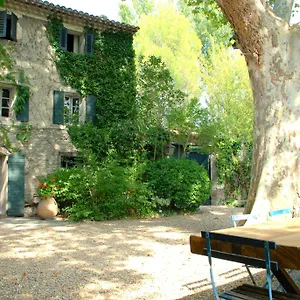  Bed & Breakfast Logement Chez L'Hote